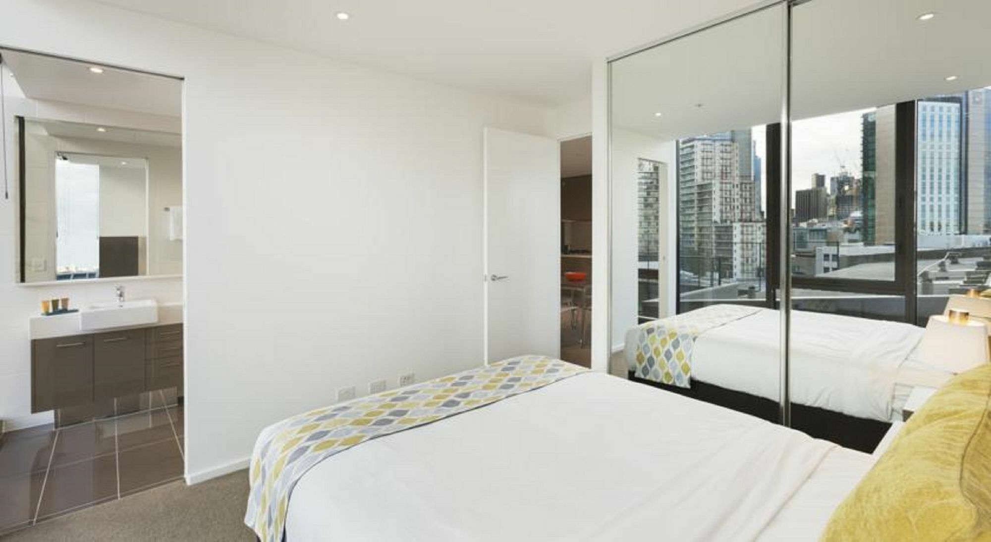 28 Nights Apartments Melbourne Exterior photo